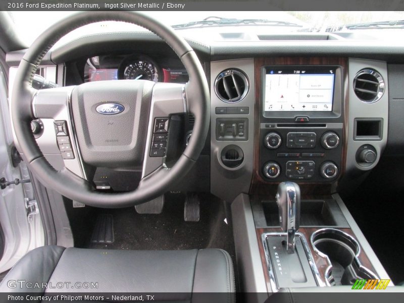 Ingot Silver Metallic / Ebony 2016 Ford Expedition Platinum