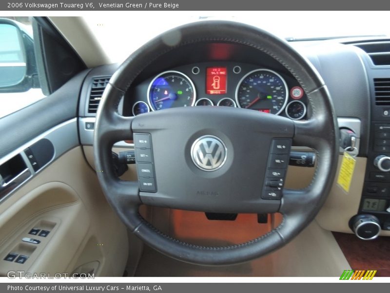 Venetian Green / Pure Beige 2006 Volkswagen Touareg V6