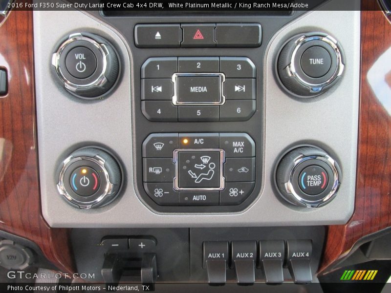 White Platinum Metallic / King Ranch Mesa/Adobe 2016 Ford F350 Super Duty Lariat Crew Cab 4x4 DRW