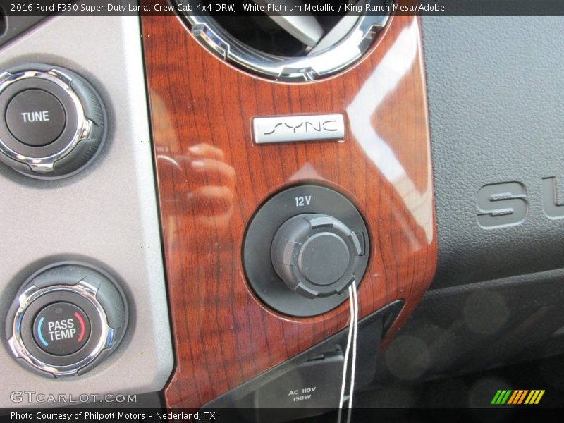 White Platinum Metallic / King Ranch Mesa/Adobe 2016 Ford F350 Super Duty Lariat Crew Cab 4x4 DRW