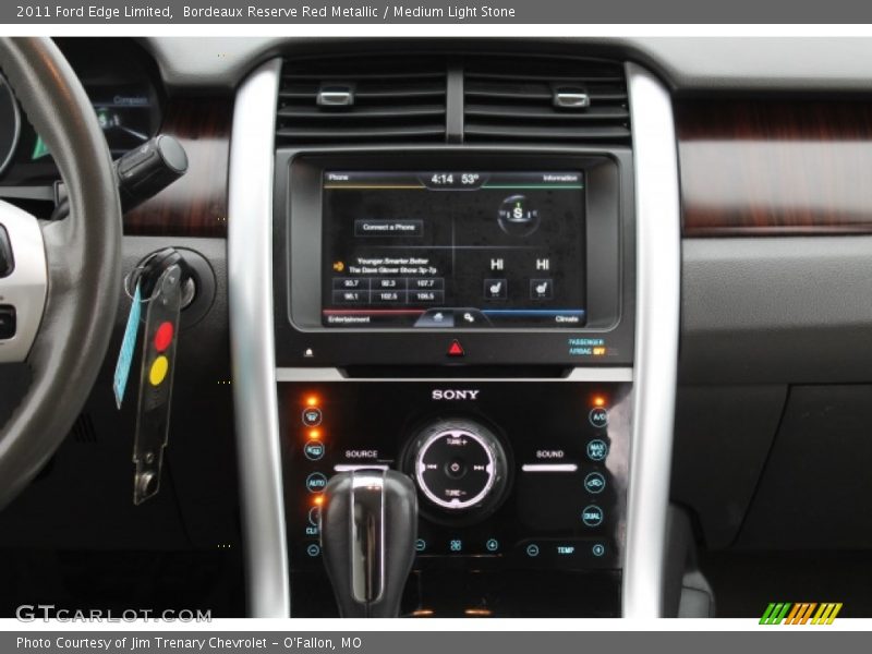 Bordeaux Reserve Red Metallic / Medium Light Stone 2011 Ford Edge Limited