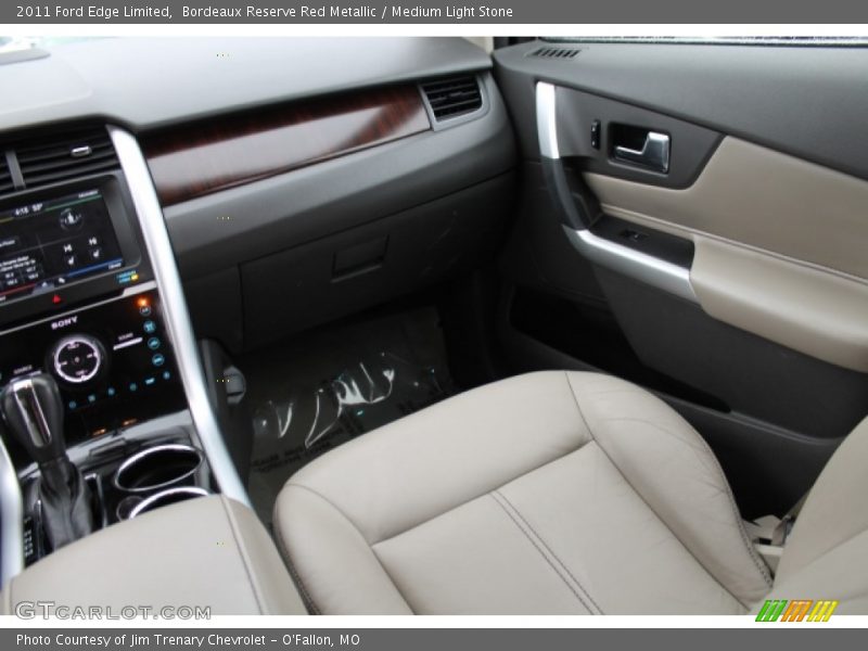 Bordeaux Reserve Red Metallic / Medium Light Stone 2011 Ford Edge Limited