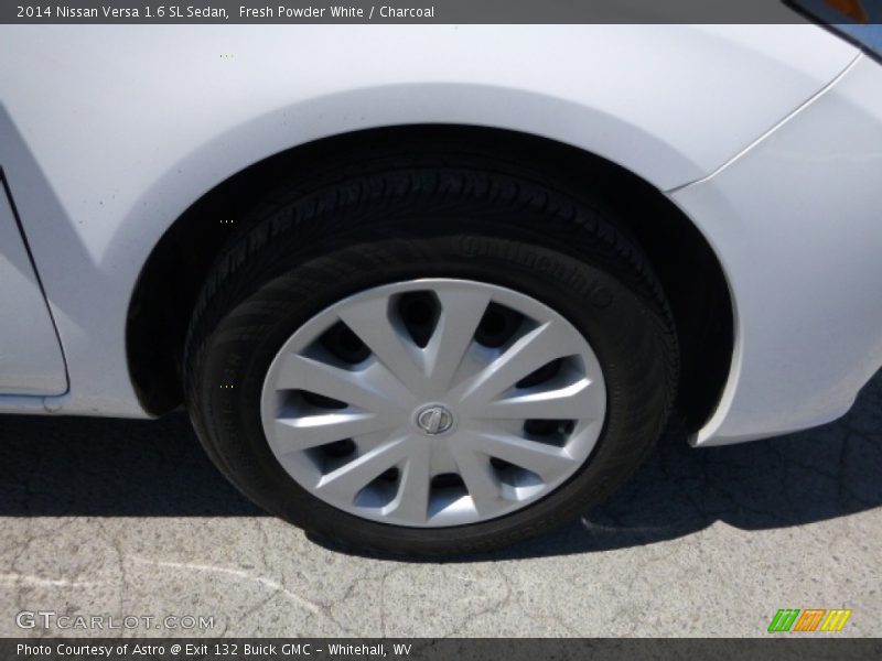 Fresh Powder White / Charcoal 2014 Nissan Versa 1.6 SL Sedan