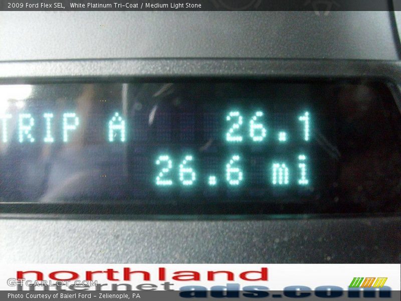 White Platinum Tri-Coat / Medium Light Stone 2009 Ford Flex SEL