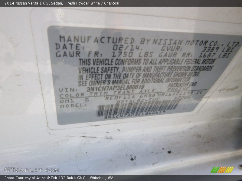 Fresh Powder White / Charcoal 2014 Nissan Versa 1.6 SL Sedan