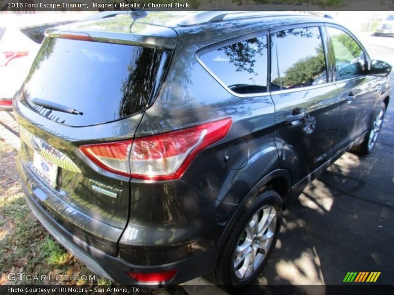 Magnetic Metallic / Charcoal Black 2016 Ford Escape Titanium