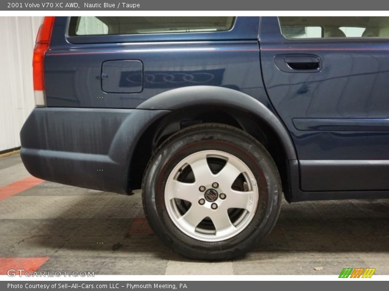 Nautic Blue / Taupe 2001 Volvo V70 XC AWD