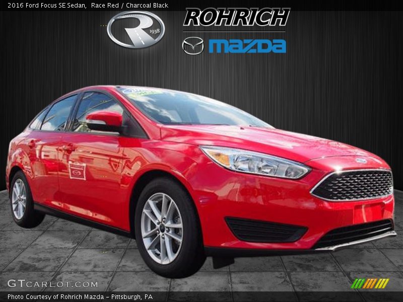 Race Red / Charcoal Black 2016 Ford Focus SE Sedan