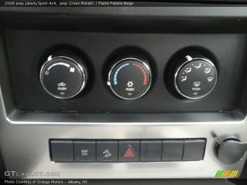 Jeep Green Metallic / Pastel Pebble Beige 2008 Jeep Liberty Sport 4x4