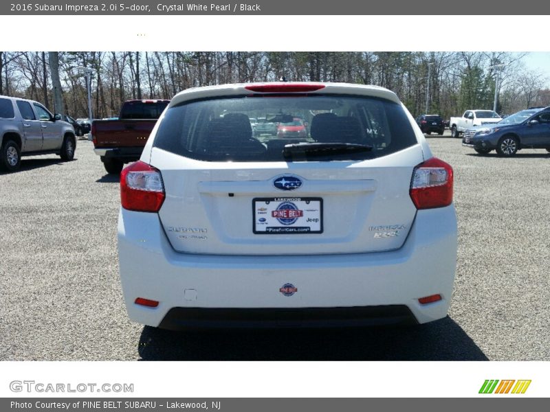 Crystal White Pearl / Black 2016 Subaru Impreza 2.0i 5-door