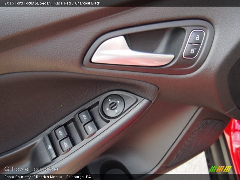 Race Red / Charcoal Black 2016 Ford Focus SE Sedan