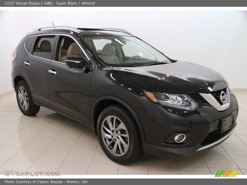 Super Black / Almond 2015 Nissan Rogue S AWD