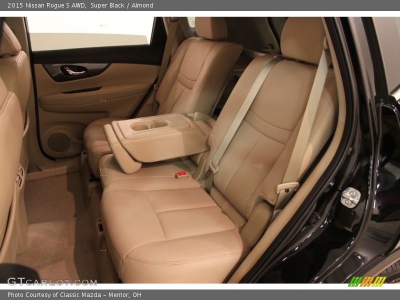 Super Black / Almond 2015 Nissan Rogue S AWD