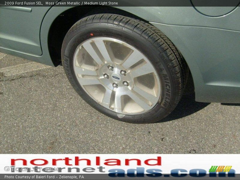 Moss Green Metallic / Medium Light Stone 2009 Ford Fusion SEL