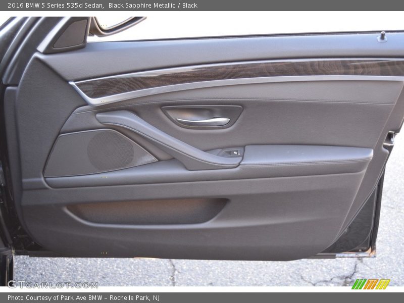 Black Sapphire Metallic / Black 2016 BMW 5 Series 535d Sedan