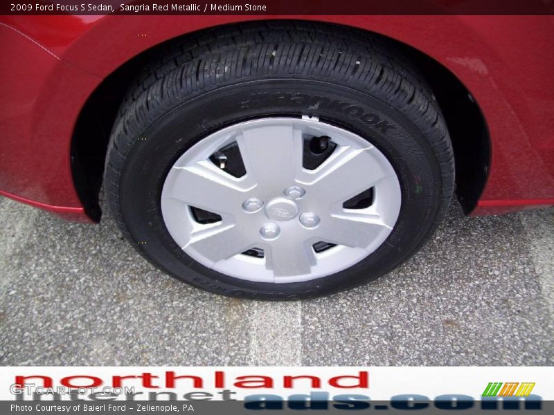Sangria Red Metallic / Medium Stone 2009 Ford Focus S Sedan