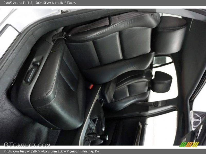 Satin Silver Metallic / Ebony 2005 Acura TL 3.2
