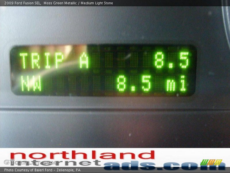 Moss Green Metallic / Medium Light Stone 2009 Ford Fusion SEL
