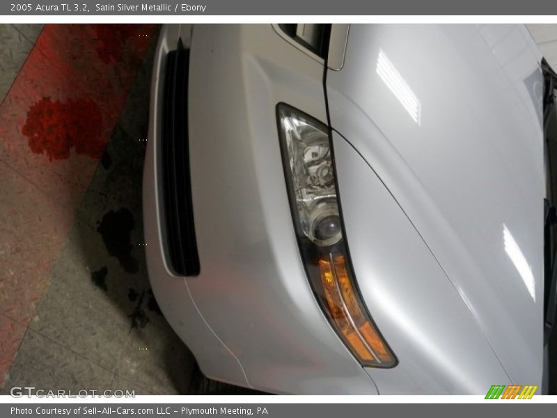 Satin Silver Metallic / Ebony 2005 Acura TL 3.2