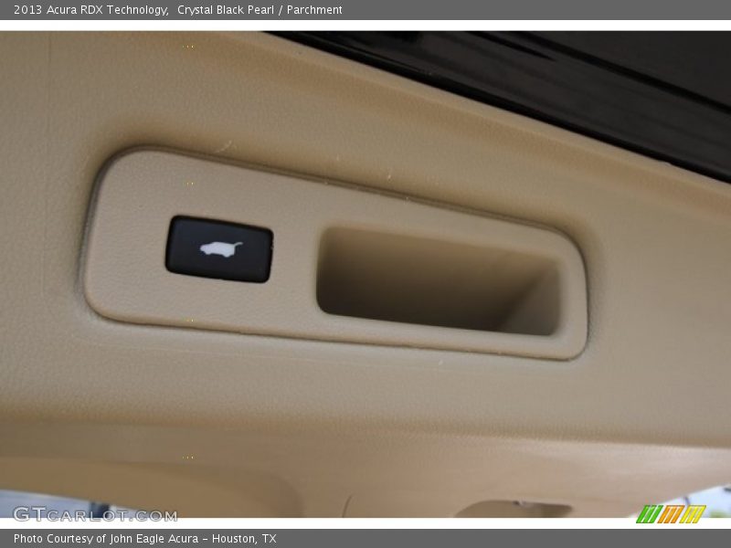 Crystal Black Pearl / Parchment 2013 Acura RDX Technology