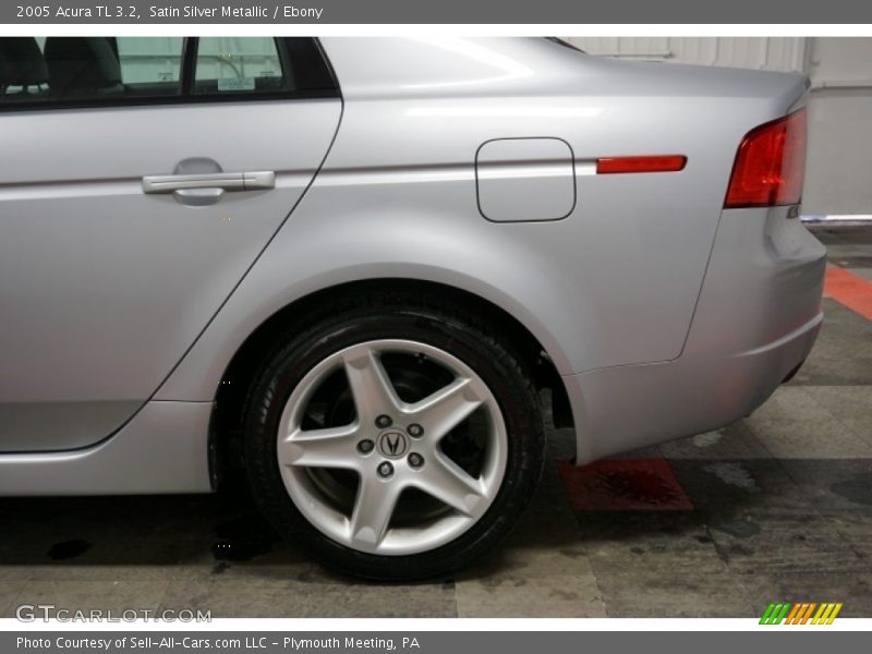 Satin Silver Metallic / Ebony 2005 Acura TL 3.2