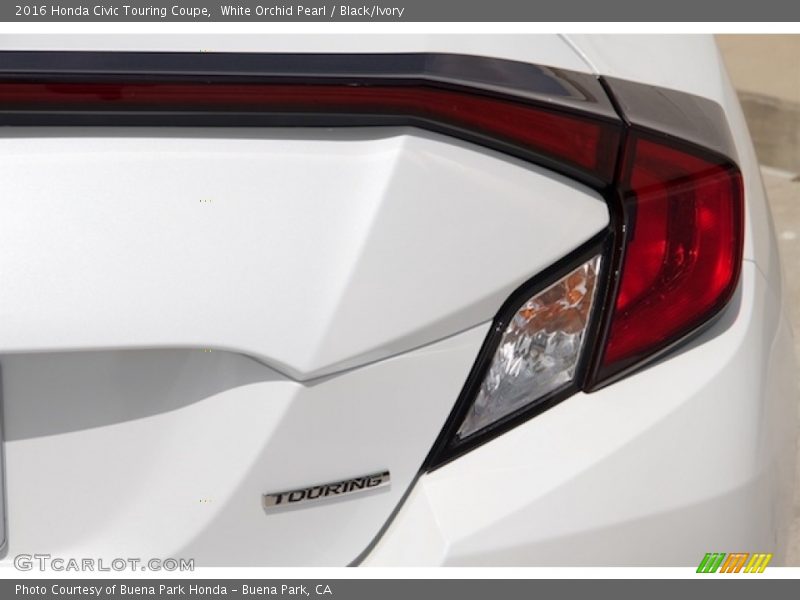 White Orchid Pearl / Black/Ivory 2016 Honda Civic Touring Coupe