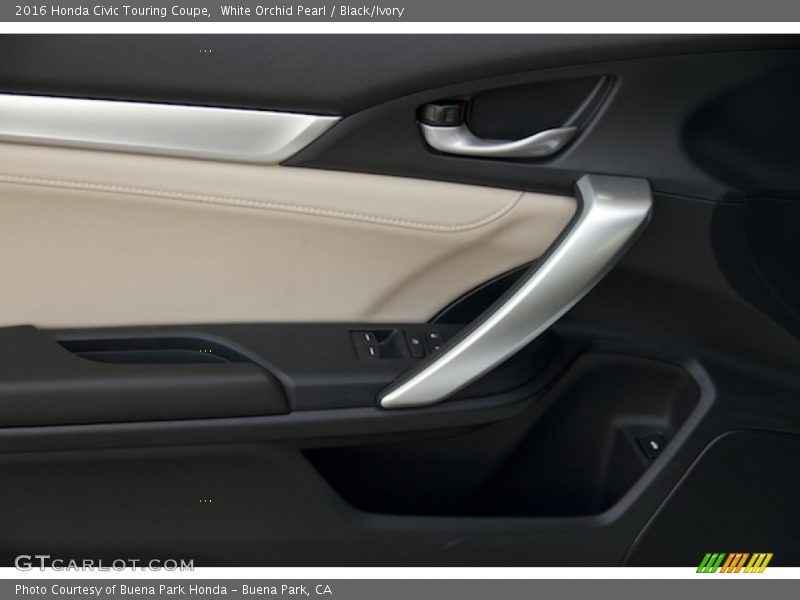 White Orchid Pearl / Black/Ivory 2016 Honda Civic Touring Coupe