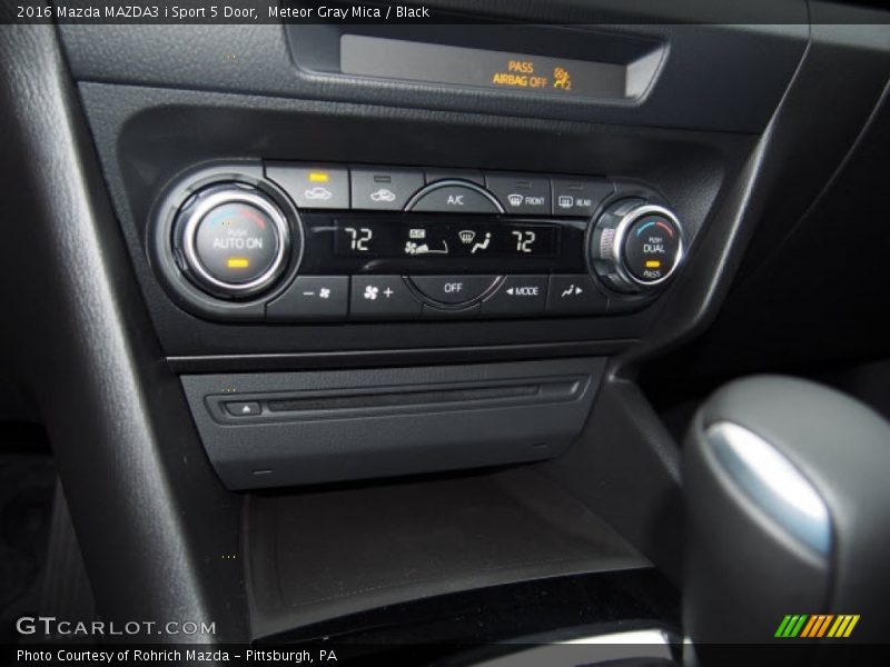 Meteor Gray Mica / Black 2016 Mazda MAZDA3 i Sport 5 Door