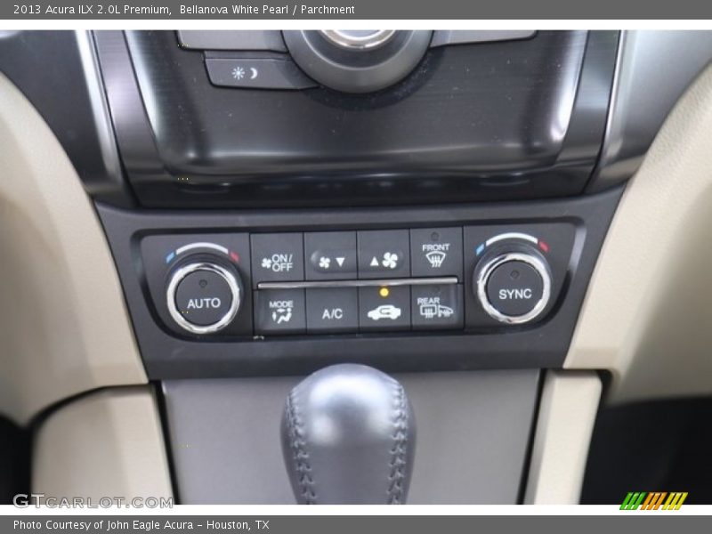 Bellanova White Pearl / Parchment 2013 Acura ILX 2.0L Premium