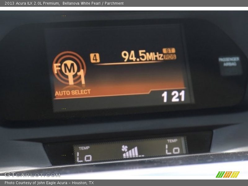 Bellanova White Pearl / Parchment 2013 Acura ILX 2.0L Premium