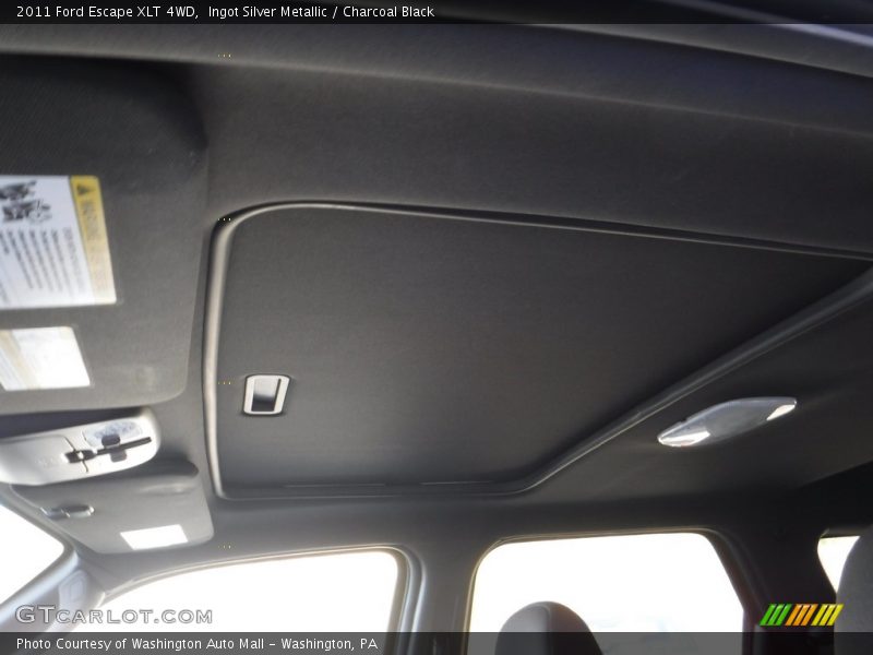 Ingot Silver Metallic / Charcoal Black 2011 Ford Escape XLT 4WD