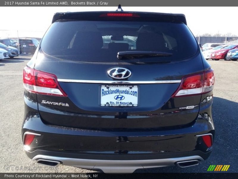 Becketts Black / Gray 2017 Hyundai Santa Fe Limited AWD