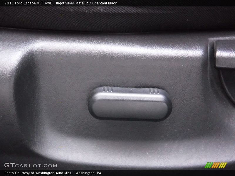 Ingot Silver Metallic / Charcoal Black 2011 Ford Escape XLT 4WD