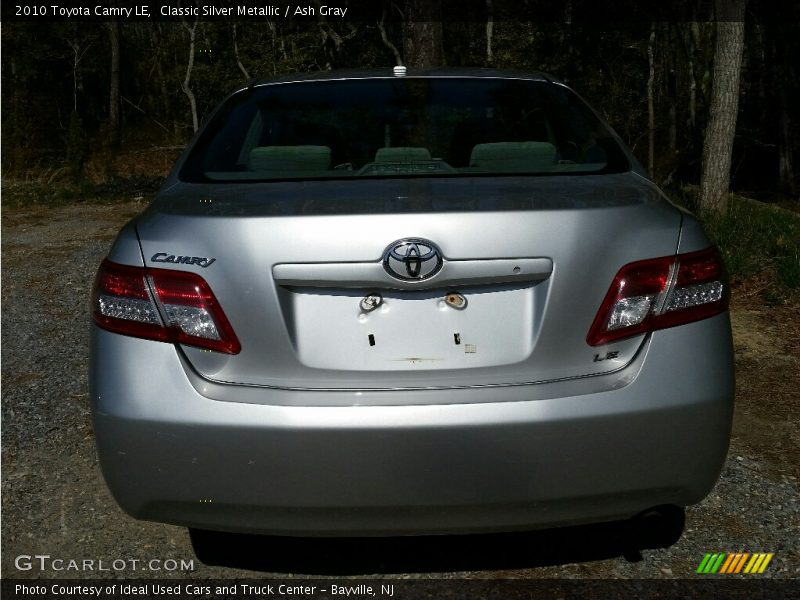 Classic Silver Metallic / Ash Gray 2010 Toyota Camry LE