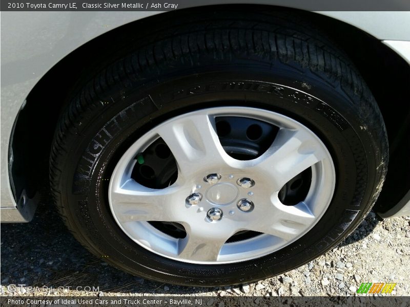 Classic Silver Metallic / Ash Gray 2010 Toyota Camry LE