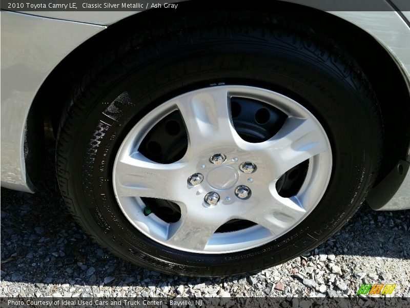Classic Silver Metallic / Ash Gray 2010 Toyota Camry LE