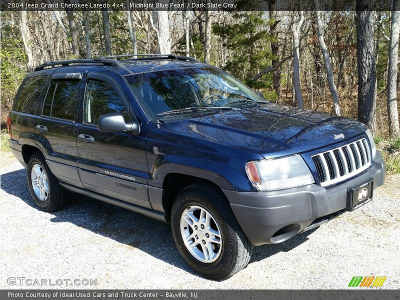 Midnight Blue Pearl / Dark Slate Gray 2004 Jeep Grand Cherokee Laredo 4x4