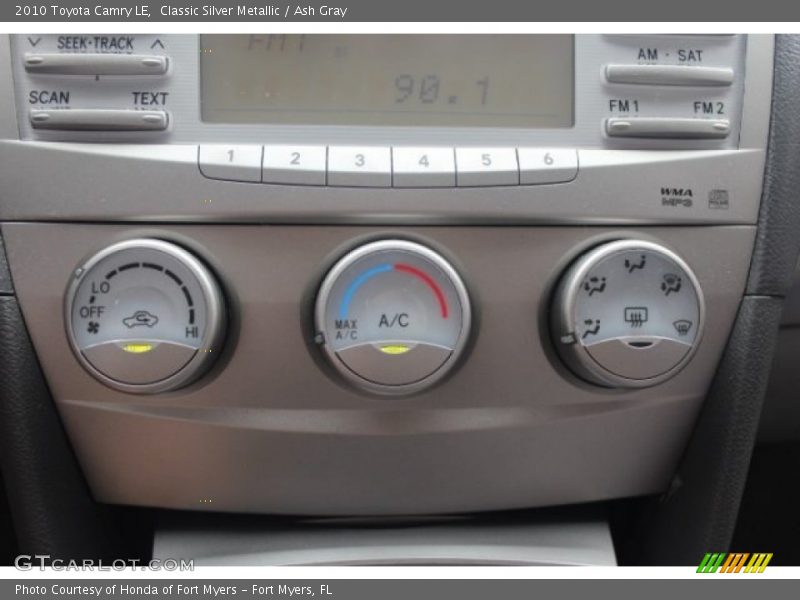 Classic Silver Metallic / Ash Gray 2010 Toyota Camry LE