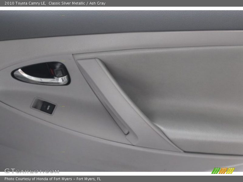 Classic Silver Metallic / Ash Gray 2010 Toyota Camry LE