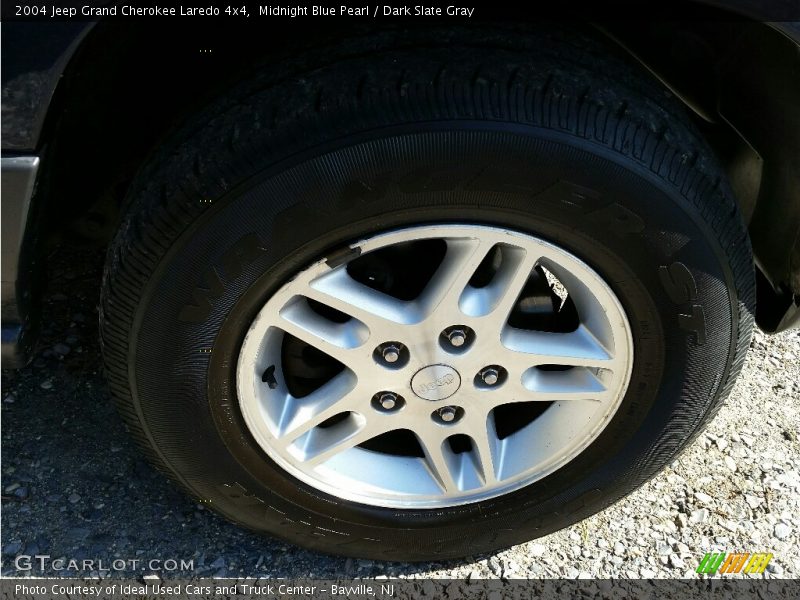 Midnight Blue Pearl / Dark Slate Gray 2004 Jeep Grand Cherokee Laredo 4x4
