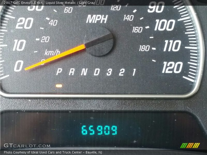 Liquid Silver Metallic / Light Gray 2007 GMC Envoy SLE 4x4