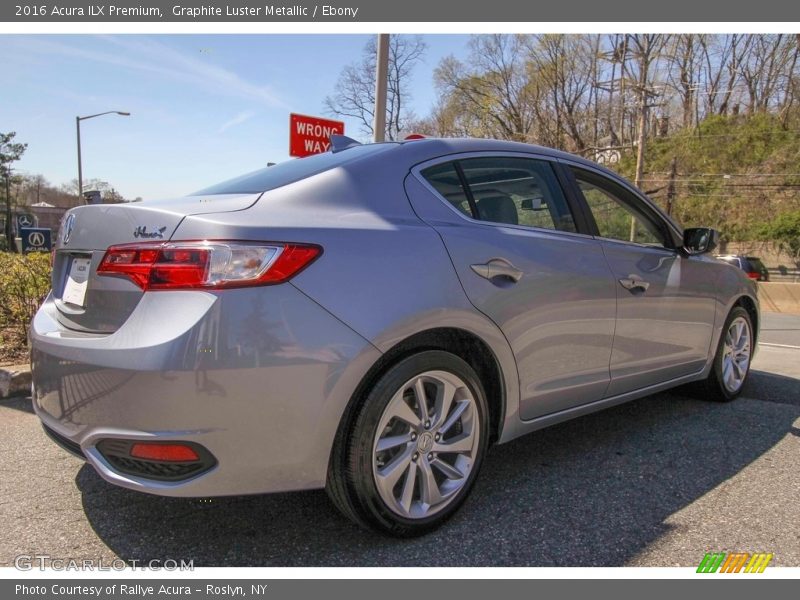 Graphite Luster Metallic / Ebony 2016 Acura ILX Premium