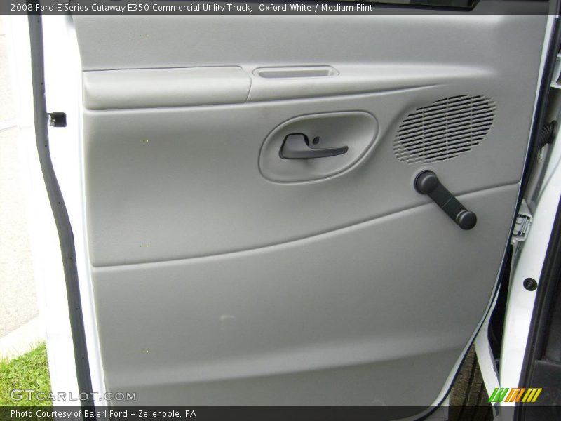 Oxford White / Medium Flint 2008 Ford E Series Cutaway E350 Commercial Utility Truck