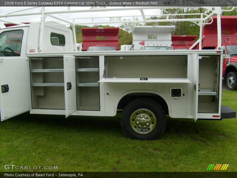 Oxford White / Medium Flint 2008 Ford E Series Cutaway E350 Commercial Utility Truck