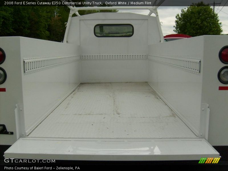 Oxford White / Medium Flint 2008 Ford E Series Cutaway E350 Commercial Utility Truck