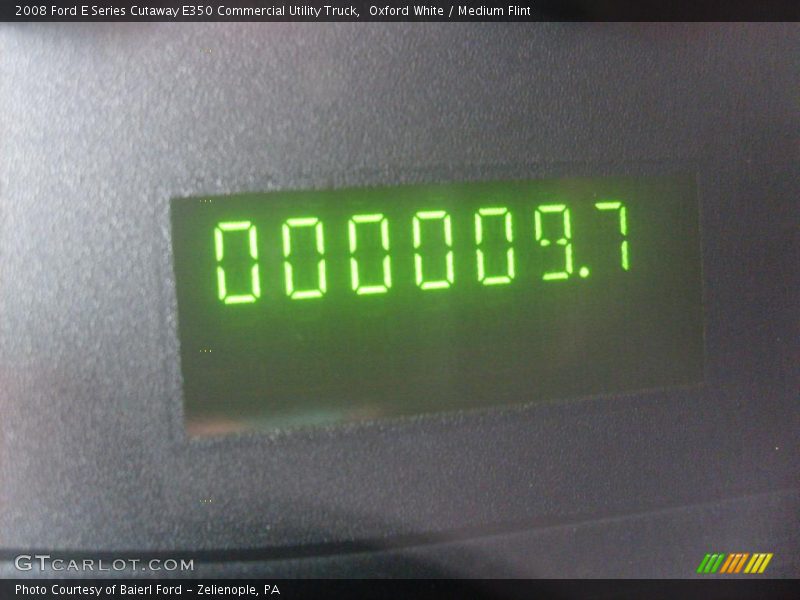 Oxford White / Medium Flint 2008 Ford E Series Cutaway E350 Commercial Utility Truck