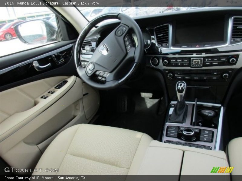 Caspian Black / Ivory 2016 Hyundai Equus Signature