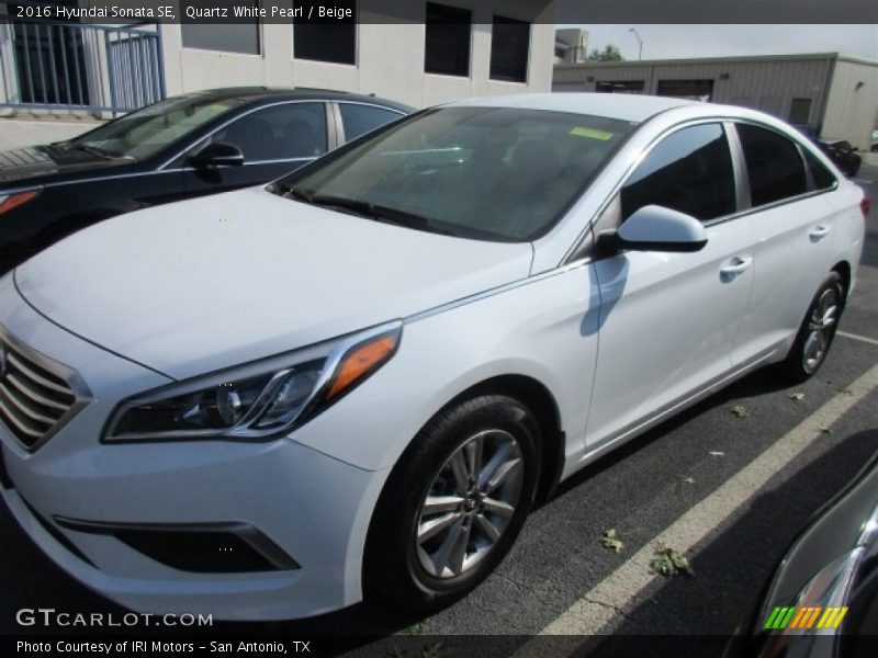 Quartz White Pearl / Beige 2016 Hyundai Sonata SE