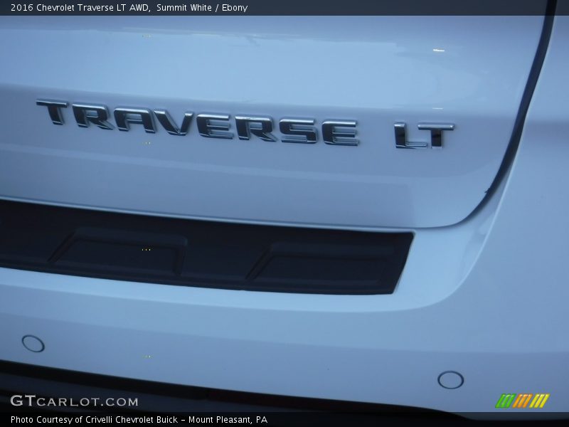 Summit White / Ebony 2016 Chevrolet Traverse LT AWD