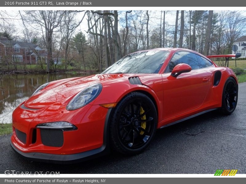 Front 3/4 View of 2016 911 GT3 RS